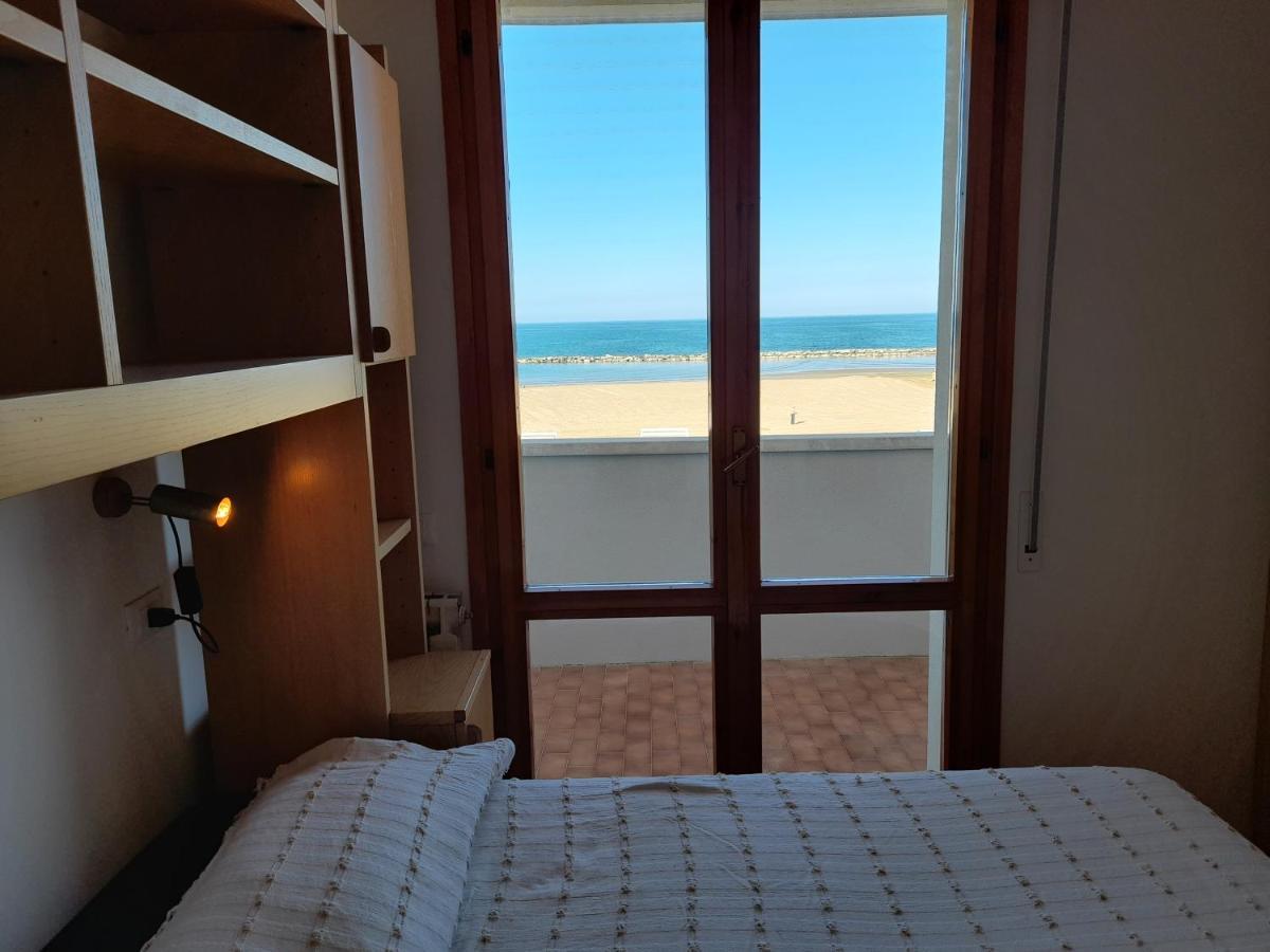 Appartamento Vista Mare Viserbella, Vicissimo Alla Fiera ริมินี ภายนอก รูปภาพ
