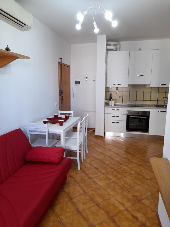 Appartamento Vista Mare Viserbella, Vicissimo Alla Fiera ริมินี ภายนอก รูปภาพ